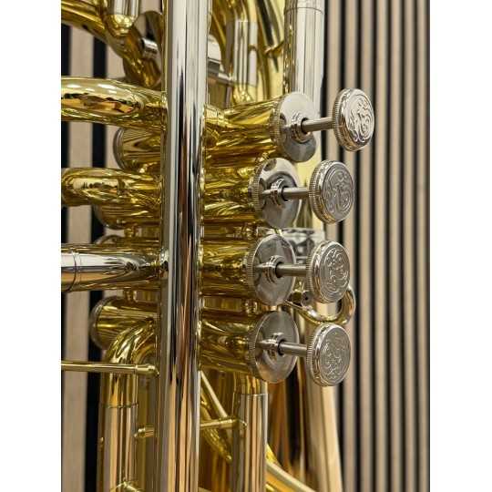 Tuba en FA ZO Falcon