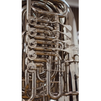 Tuba en Do Wessex Mahler niquelada 5 cilindros TC470N