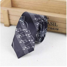 Corbata negra partitura pequeña